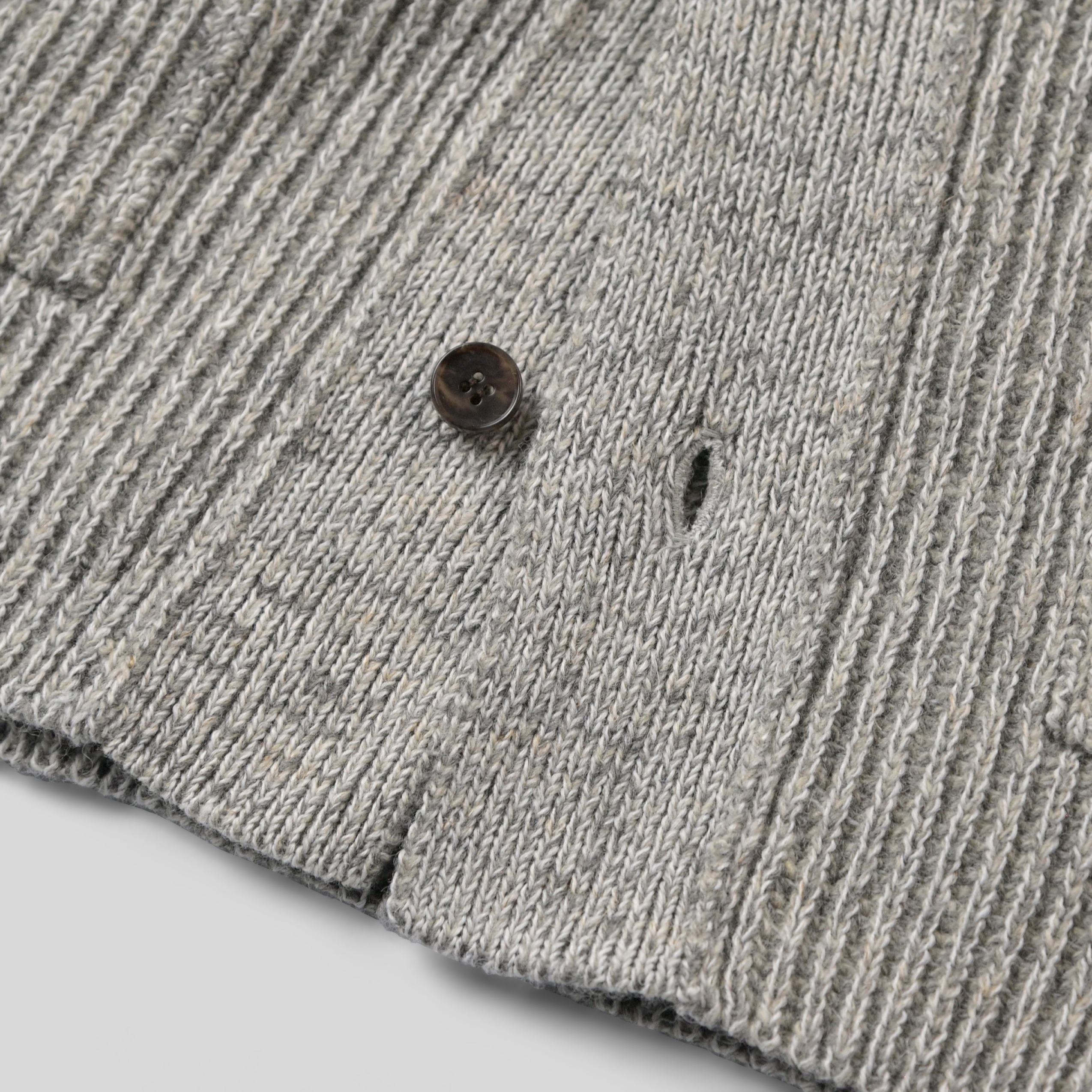 美品★★★OLD JOE（オールドジョー） グレー ニットカーディガン Mサイズ 美品OLD JOE（オールドジョー） グレー ニットカーディガン Mサイズ